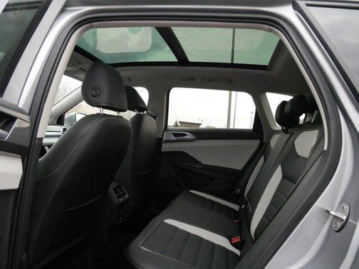 2025 Volkswagen Taos 1.5T SEL