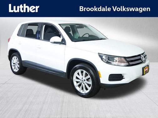 Pure White 2017 Volkswagen Tiguan Limited 2.0T