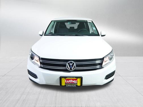 Pure White 2017 Volkswagen Tiguan Limited 2.0T