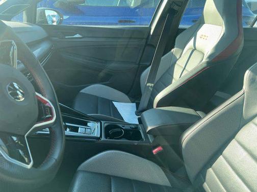 2023 Volkswagen Golf GTI 2.0T SE DSG