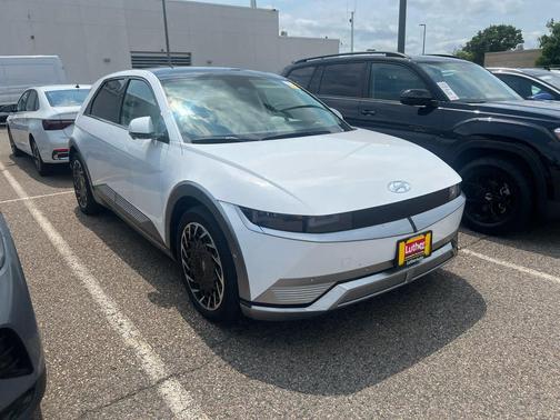 Atlas White 2024 Hyundai IONIQ 5 Limited