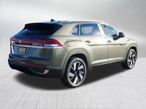 2026 Volkswagen Atlas Cross Sport 2.0T SE w/Technology 4MOTION