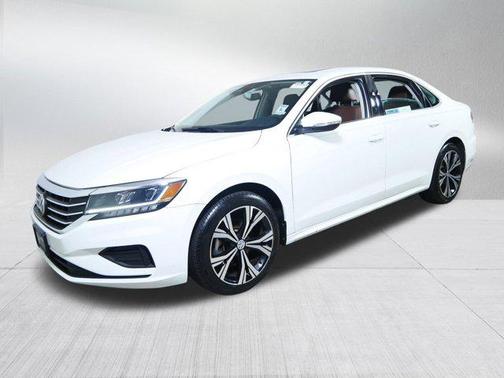 2022 Volkswagen Passat 2.0T SE