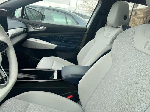 2023 Volkswagen ID.4 AWD Pro S Plus
