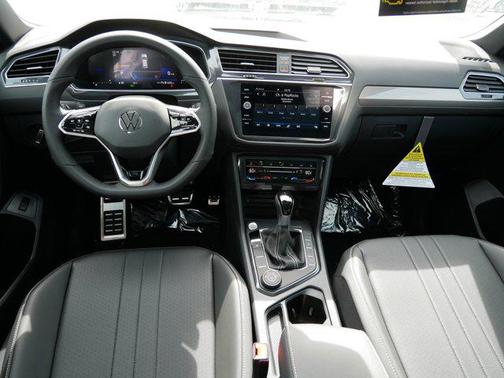 2024 Volkswagen Tiguan 2.0T SE R-Line Black 4MOTION