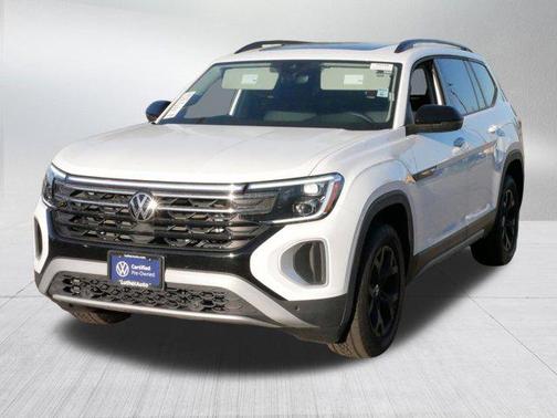 2024 Volkswagen Atlas 2.0T SE w/Technology 4MOTION
