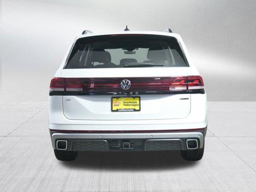 2024 Volkswagen Atlas 2.0T SE w/Technology 4MOTION