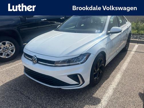 Opal White Pearl 2026 Volkswagen Jetta 1.4T SE