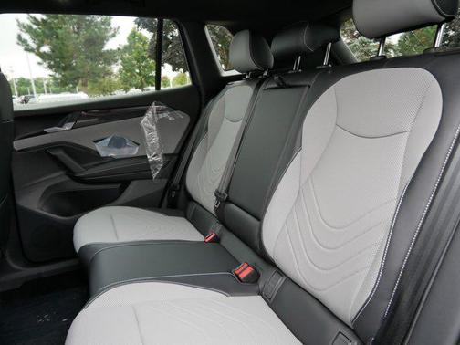 2025 Volkswagen Tiguan 2.0T SE R-Line Black 4MOTION