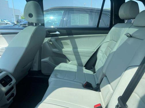 2023 Volkswagen Tiguan 2.0T SEL R-Line 4MOTION