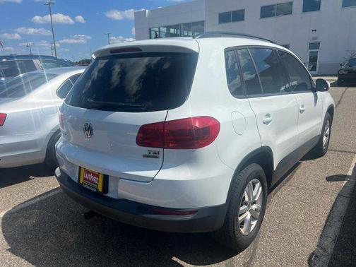 2016 Volkswagen Tiguan S