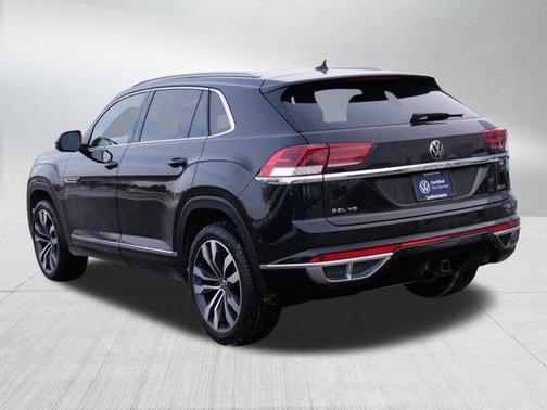 2022 Volkswagen Atlas Cross Sport 3.6L V6 SEL Premium R-Line