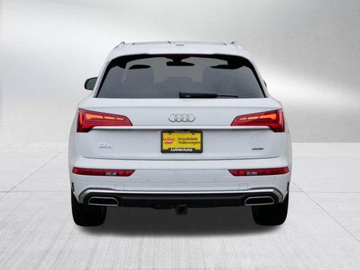 2023 Audi Q5 45 S line Prestige