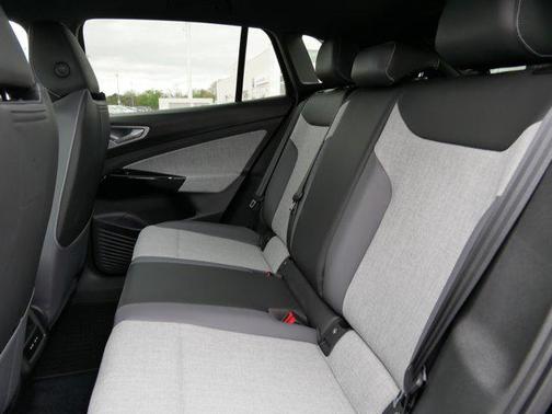 2025 Volkswagen ID.4 AWD Pro