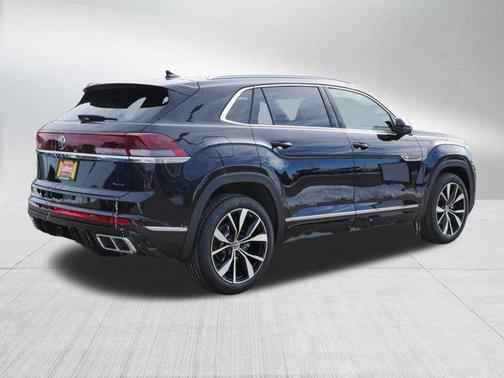 deep black pearl 2026 Volkswagen Atlas Cross Sport 2.0T SEL Premium