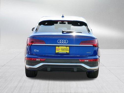 2022 Audi Q5 45 S line Premium Plus