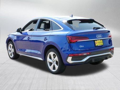 2022 Audi Q5 45 S line Premium Plus