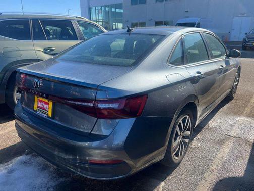 2025 Volkswagen Jetta 1.5T SE