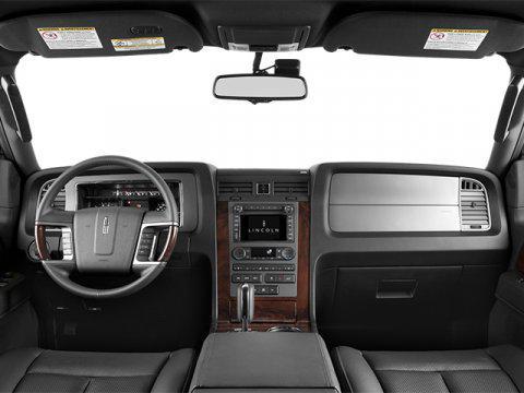 2014 Lincoln Navigator Base
