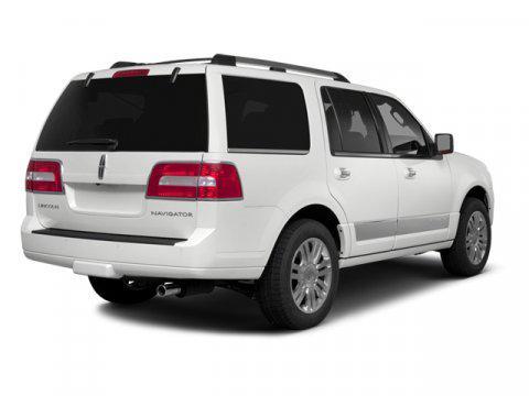 2014 Lincoln Navigator Base