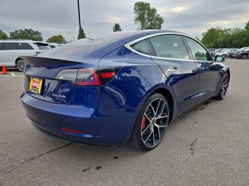 2019 Tesla Model 3 Long Range