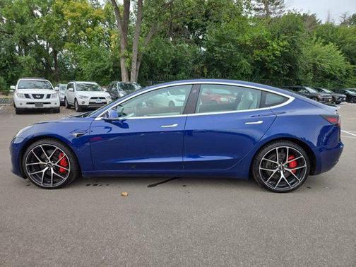 2019 Tesla Model 3 Long Range