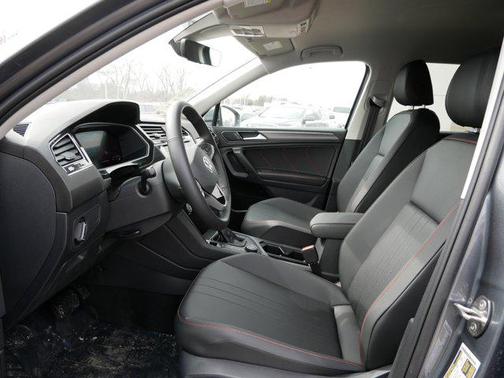 2024 Volkswagen Tiguan 2.0T Wolfsburg Edition