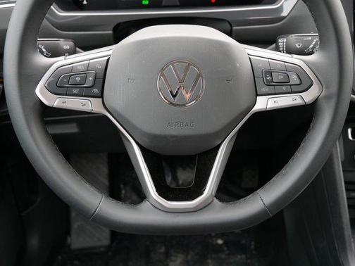 2024 Volkswagen Tiguan 2.0T Wolfsburg Edition