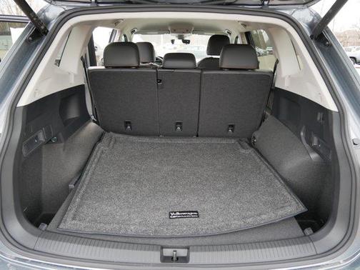 2024 Volkswagen Tiguan 2.0T Wolfsburg Edition