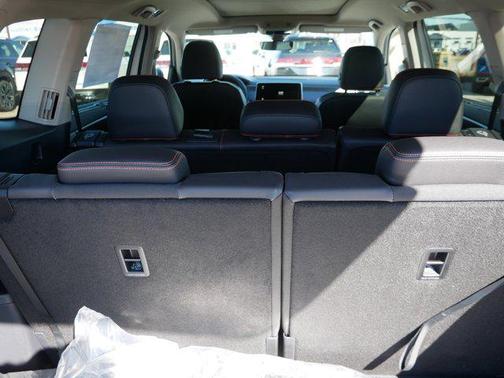 2026 Volkswagen Atlas Peak Edition