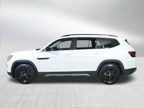 2024 Volkswagen Atlas 2.0T SEL