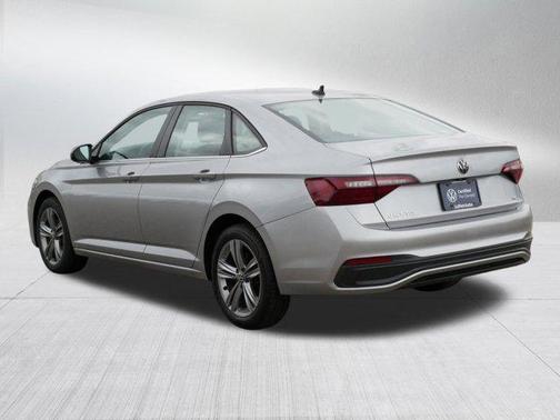 Pyrite Silver Metallic 2024 Volkswagen Jetta 1.5T SE