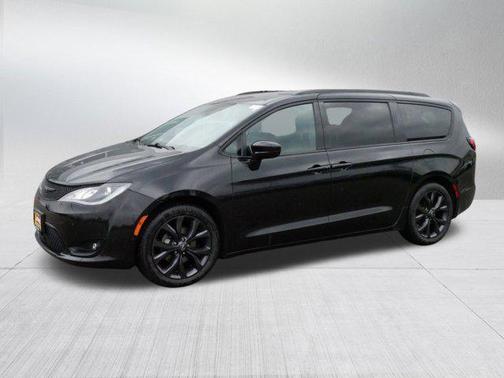 2019 Chrysler Pacifica Touring-L Plus