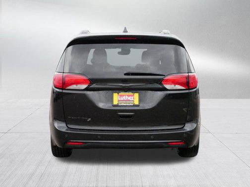 2019 Chrysler Pacifica Touring-L Plus