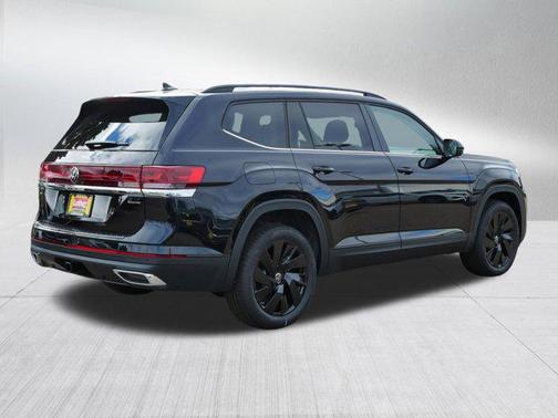 2026 Volkswagen Atlas 2.0T SE w/Technology 4MOTION