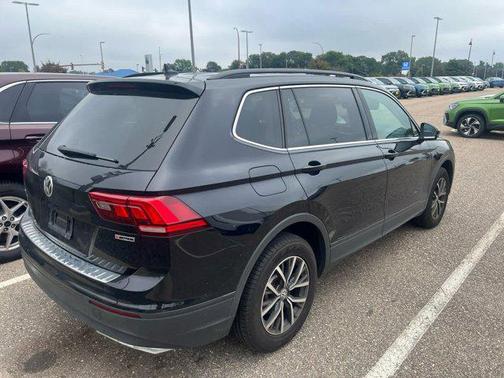 2019 Volkswagen Tiguan 2.0T SE 4MOTION