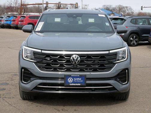 2024 Volkswagen Atlas Cross Sport 2.0T SEL Premium