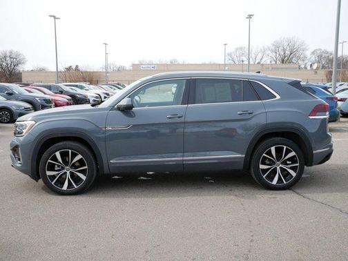 2024 Volkswagen Atlas Cross Sport 2.0T SEL Premium