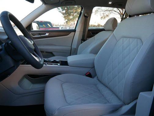 2026 Volkswagen Atlas 2.0T SEL Premium R-Line 4MOTION