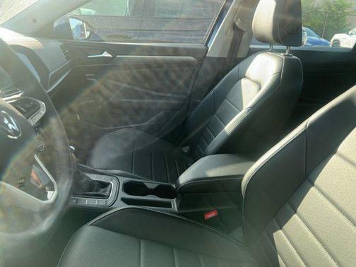 2023 Volkswagen Jetta 1.5T SE
