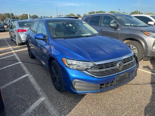 2023 Volkswagen Jetta 1.5T SE