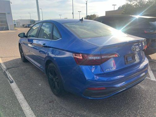 2023 Volkswagen Jetta 1.5T SE