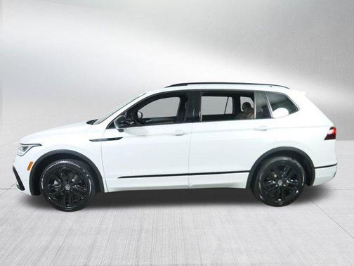 2022 Volkswagen Tiguan 2.0T SE R-Line Black 4MOTION