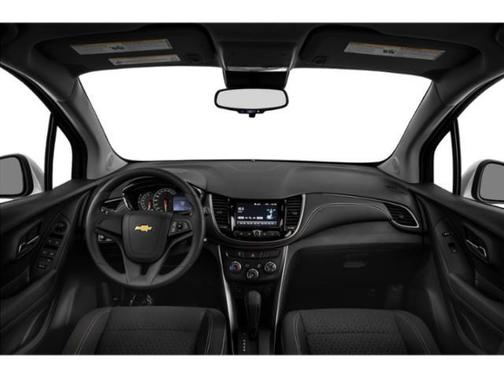 Silver Ice Metallic 2019 Chevrolet Trax LS