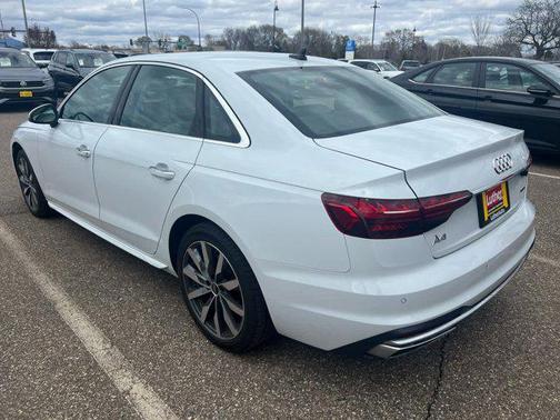 2022 Audi A4 40 Premium