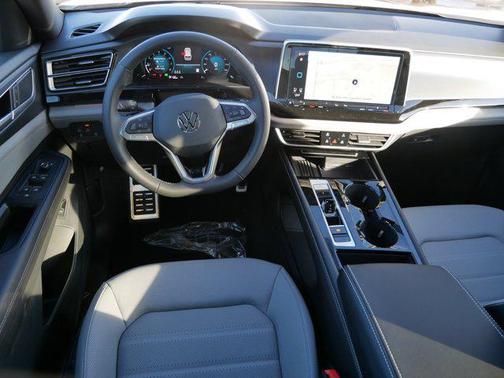 2026 Volkswagen Atlas Cross Sport 2.0T SEL