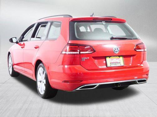 2019 Volkswagen Golf SportWagen TSI SE