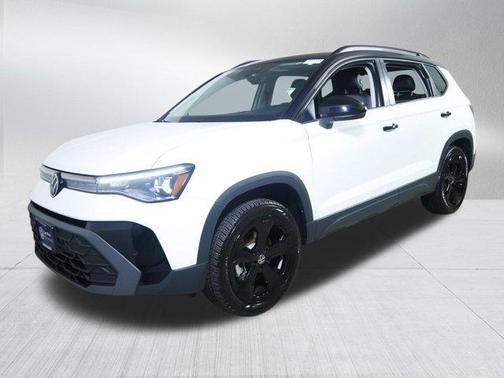 2025 Volkswagen Taos 1.5T SE Black