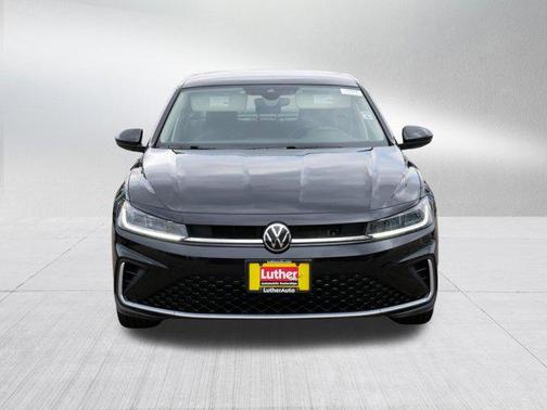 DEEP BLACK PEAR 2026 Volkswagen Jetta 1.4T SE