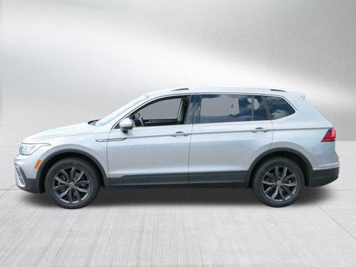 2024 Volkswagen Tiguan 2.0T SE 4MOTION